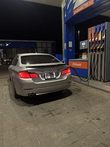 зеркала во весь рост: BMW 5 series: 2012 г., 2 л, Бензин, Седан — 2