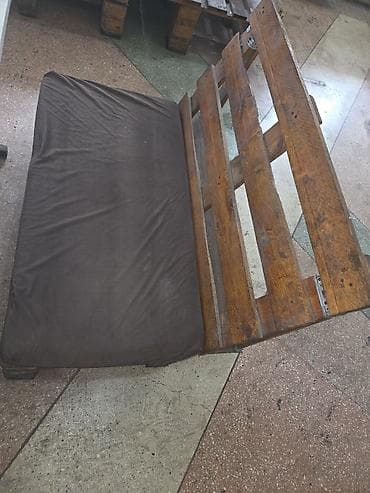 Прямой диван