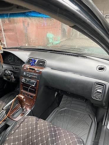 голыф 4: Nissan Maxima: 1997 г., 2 л, Автомат, Бензин, Седан — 4
