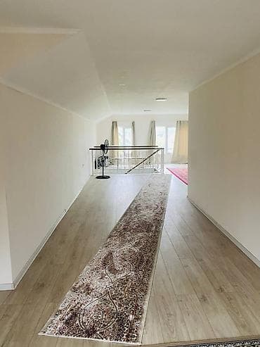 Дома: 210 м², 6 комнат, Кондиционер, Парковка, Забор, огорожен — 3