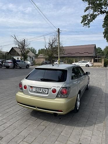Продажа авто: Toyota Altezza: 2003 г., Автомат, Бензин, Универсал — 2