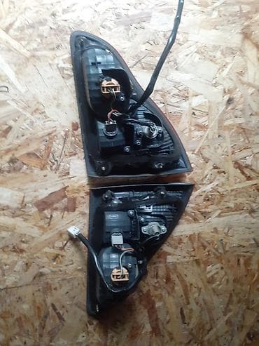 6d mark 2: Другой вид стоп-сигнала Toyota 2003 г., Б/у, Оригинал, Япония — 2