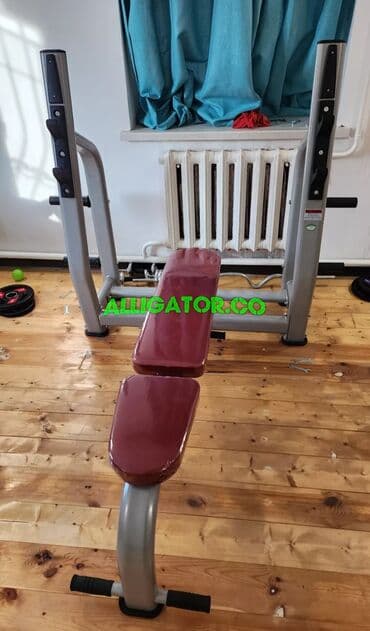 Скамья для жима лёжа профи заводская новая в наличии выдерживает