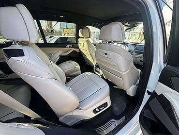 обмен на внедорожник: BMW X7: 2019 г., 3 л, Бензин, Внедорожник — 7