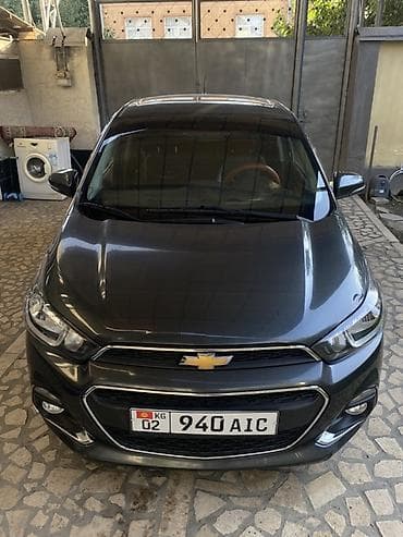 camri 55: Chevrolet Spark: 2017 г., Автомат, Бензин, Хэтчбэк — 1