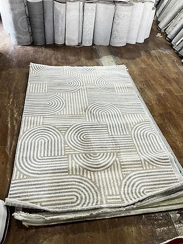 small table: Классические ковры с восточным орнаментом, светлая палитра - Тип — 5