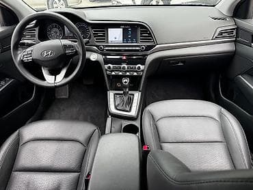 льва: Hyundai Elantra: 2019 г., 1.6 л, Автомат, Бензин, Седан — 4