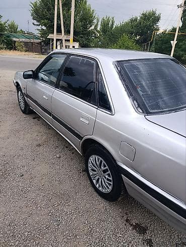 infinity fx35: Mazda 626: 1991 г., 2 л, Механика, Седан — 4