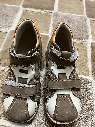 обувь кожанная: Детская обувь разная- зимние ботинки, ортопедические сандали, ботинки — 8