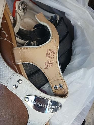 сафия: Женские сандалии Michael Kors - Модель: кожаные сандалии-вьетнамки с — 2