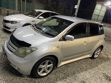 Toyota Ist: 2003 г., 1.5 л, Автомат, Бензин, Хэтчбэк