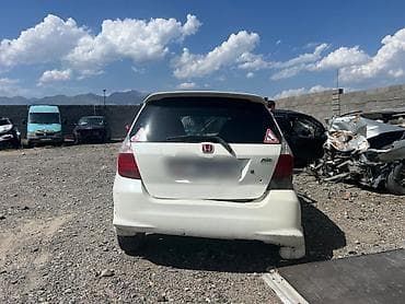 Унаа тетиктери: Запасные части с разборки: хэтчбеки Honda Fit (белый) и Daewoo — 1