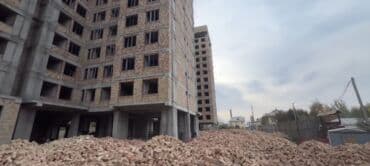 сдаю дом в канте: 66м2 бизнес здания сатылат таатандын жанында кв метрди 96миңден — 3