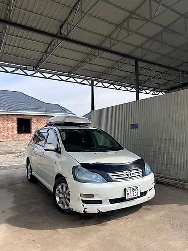 Toyota Ipsum: 2004 г., 2.4 л, Автомат, Бензин, Универсал at lalafo.kg Toyota Ipsum: 2004 г., 2.4 л, Автомат, Бензин, Универсал