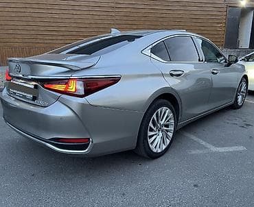 byd e5: Lexus ES: 2024 г., 2.5 л, Автомат, Гибрид, Седан — 4
