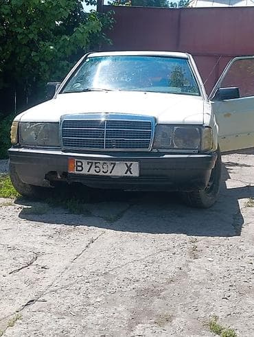 fort focus: Mercedes-Benz C-Class: 1985 г., 2.8 л, Седан — 1