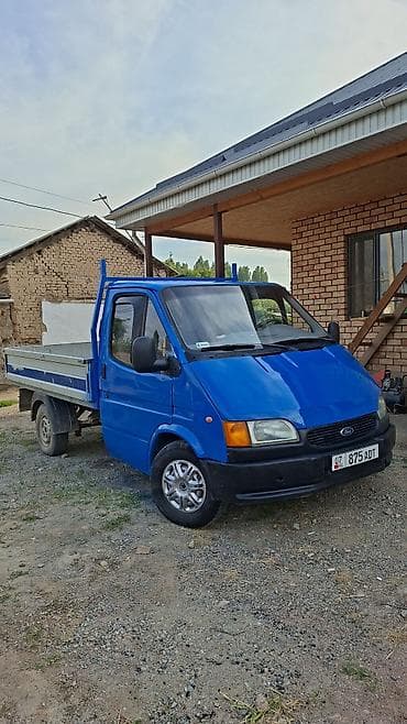 b 4: Легкий грузовик, Ford, Стандарт — 1