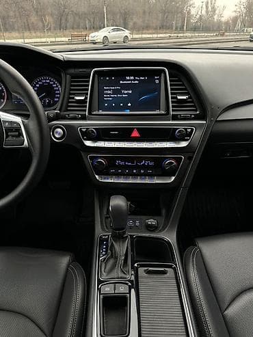 слив соргуч: Hyundai Sonata: 2019 г., 2 л, Газ, Седан — 8