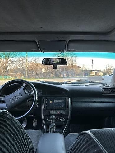 сиденье на 124: Audi 100: 1991 г., 2 л, Ручные, Бензин, Седан — 7