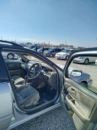 Продажа авто: Toyota Camry: 1999 г., 2.2 л, Бензин, Универсал — 5