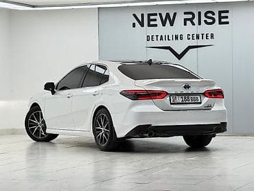 Продажа авто: Toyota Camry: 2019 г., 2.5 л, Вариатор, Гибрид, Седан — 6