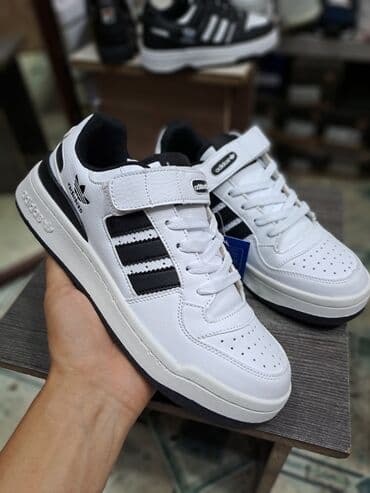 Мужские кроссовки, 40, Adidas, Новый