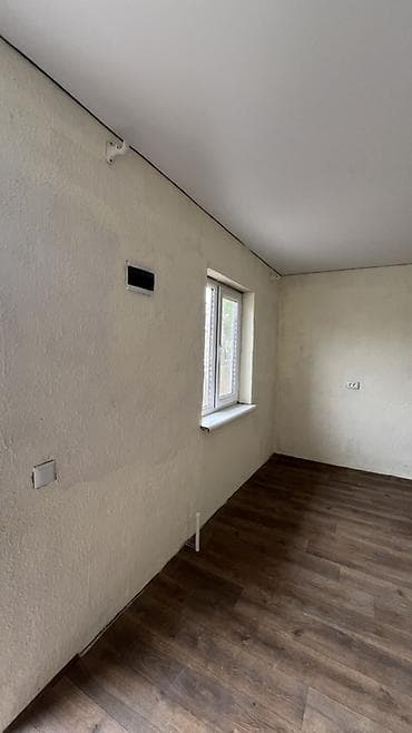 Комнаты: 25 м², Без мебели — 5