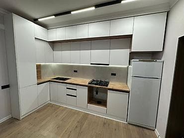 шкаф в раздевалку: Кухни на заказ современного дизайна - Планировки: прямая, Г‑образная — 5