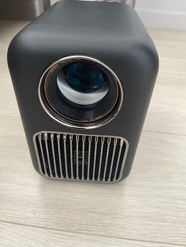 Проектор wanbo t6r max Full hd 1080p Android (нетфликс, ютуб )