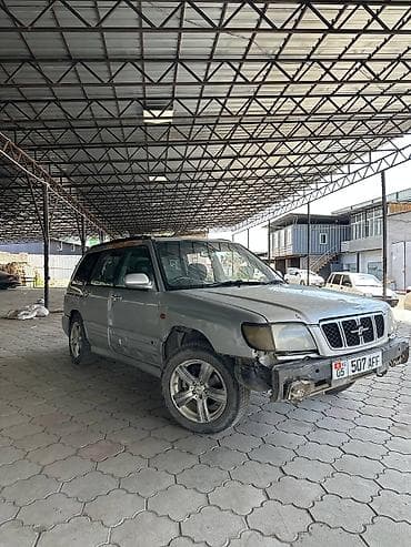 значок форестер: Subaru Forester: 2001 г., 2 л, Автомат, Бензин, Универсал — 1