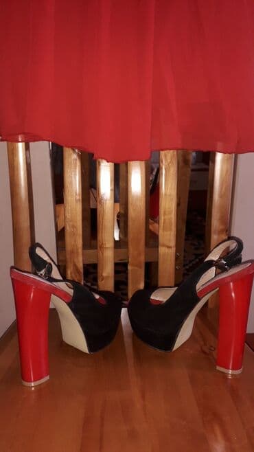 бордовые платья на выпускной: Продается платье одевалось один раз на выпускной вечер в — 4