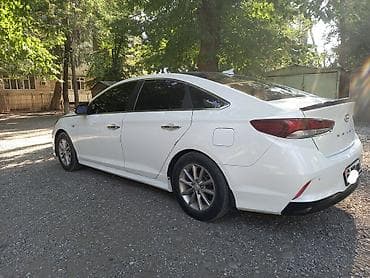 Hyundai Sonata: 2020 г., 2 л, Автомат, Бензин, Седан — 4