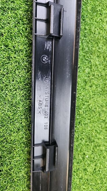 bew e34: Накладка порога перед правая е53 8 402 108 Год 2002 В отличном — 3