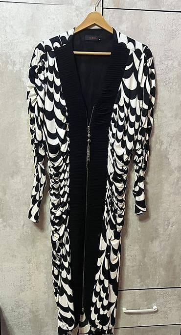 туники оптом: Платье VERDA - Женское платье миди с длинным рукавом - Цвет и принт — 1