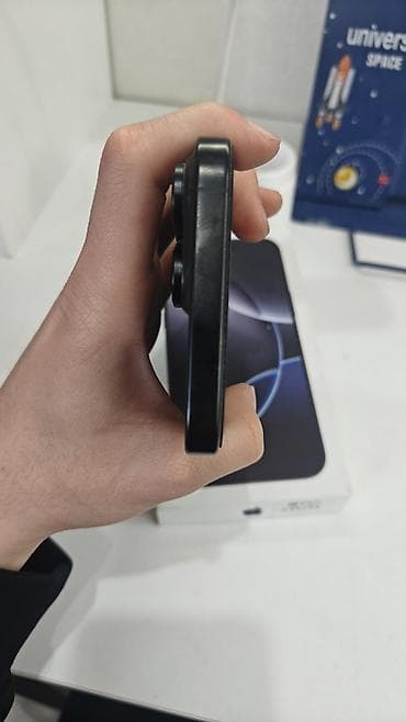 видио игры: IPhone 16 Pro Max, Б/у, 256 ГБ, Space Gray, Коробка — 4