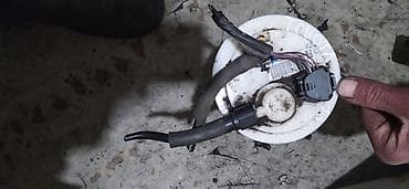 yaris: Toyota yaris бензонасоса двигатель 1.3 — 2