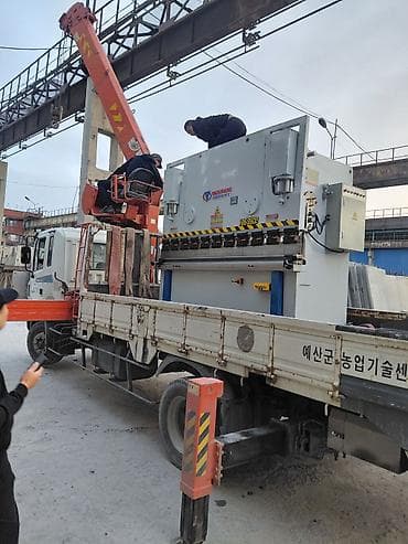 олимпийский мишка: УСЛУГИ КРАН-МАНИПУЛЯТОРА
вышка — 1