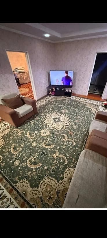 варианты: 57 м², 3 комнаты, Парковка, Забор, огорожен — 4