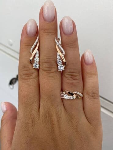 эксклюзивные свадебные пригласительные: Серебро покрыто золотом пробы 925 пробы Камни фианиты Размеры имеются — 1