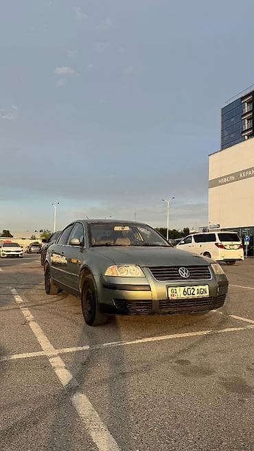 вечер: Volkswagen Passat: 2001 г., 2 л, Автомат, Бензин, Седан — 8