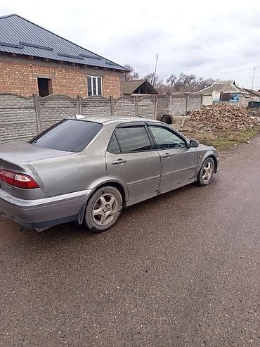 Honda Ascot: 2000 г., 2 л, Автомат, Бензин, Седан