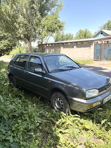 ош ишкаван: Volkswagen Golf: 1993 г., 1.6 л, Кол менен иштөөчү, Бензин, Хетчбек — 4