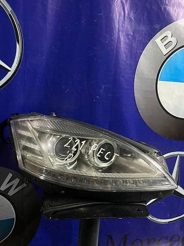 Передняя правая фара Mercedes-Benz 2010 г., Б/у, Оригинал, Япония