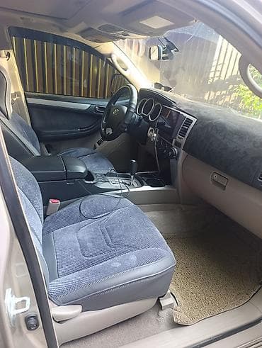 Toyota 4Runner: 2004 г., 4.7 л, Автомат, Газ, Внедорожник — 5