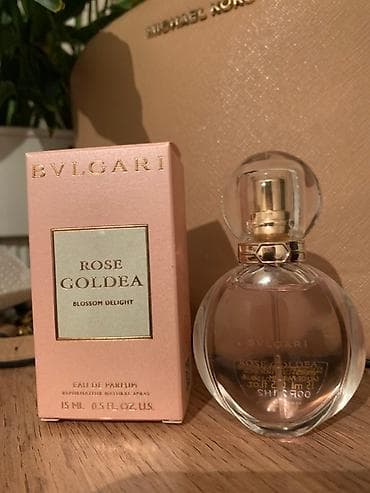 Парфюмерная вода Bvlgari Rose Goldea Blossom Delight объемом 15 мл
