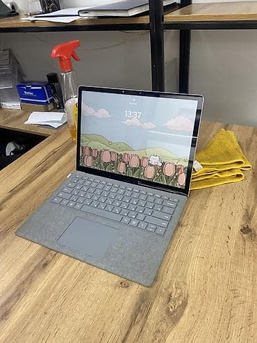 Ноутбуки Microsoft: Microsoft Surface Laptop (серия Surface Laptop) - Диагональ экрана — 2