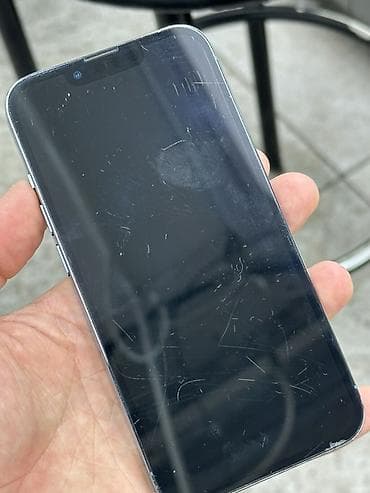 IPhone 13 Pro, Sierra Blue — 3