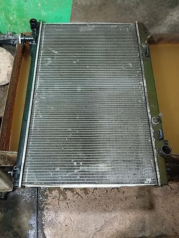 Продам радиаторы.инфинитифх35.кондиционера лексус330 Тойота