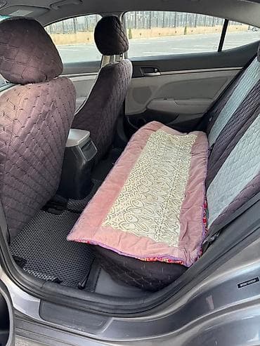 spark 2017: Hyundai Elantra: 2017 г., 2 л, Бензин, Седан — 3