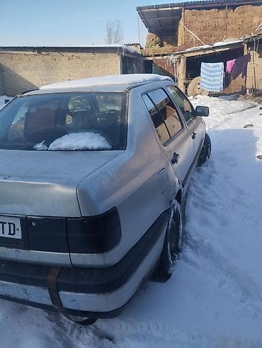 срочно продам машина: Volkswagen Vento: 1992 г., 1.8 л, Механика, Бензин, Седан — 3